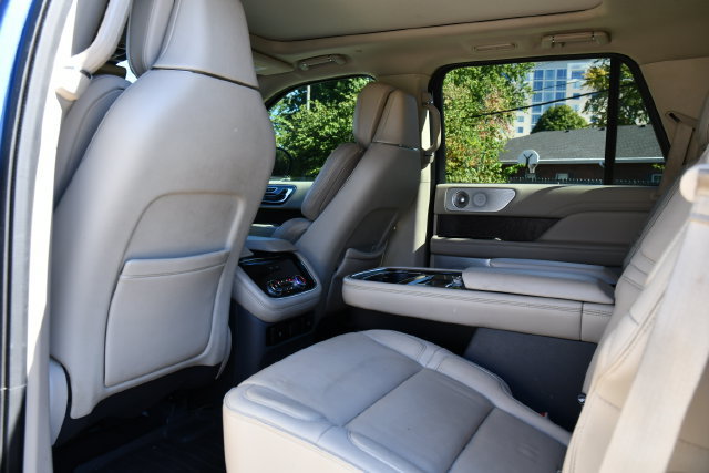 Used 2019 Lincoln Navigator Reserve AWD/4WD image 22