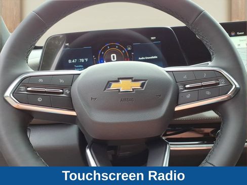 New 2027 Chevrolet Equinox LT w/ Convenience Package II FWD image 12