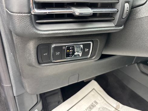 Certified 2022 Lincoln Corsair Reserve w/ Elements Package FWD image 14