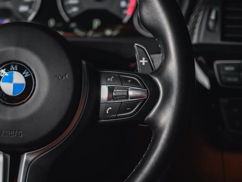 Used 2019 BMW M4 Coupe w/ Competition Package image 59