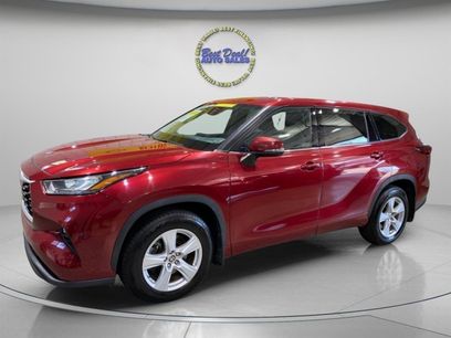 Used 2020 Toyota Highlander LE