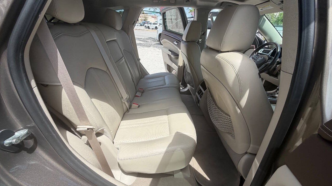 Used 2014 Cadillac SRX Luxury w/ Driver Awareness Package FWD image 11