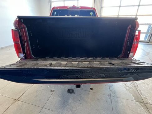 Used 2025 Chevrolet Colorado ZR2 w/ Technology Package image 14