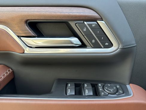 New 2026 GMC Sierra 2500 Denali Ultimate AWD/4WD image 10