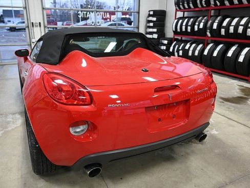 Used 2007 Pontiac Solstice Base w/ Premium Package image 8