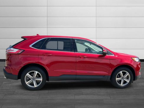 Used 2020 Ford Edge SEL w/ Convenience Package FWD image 6