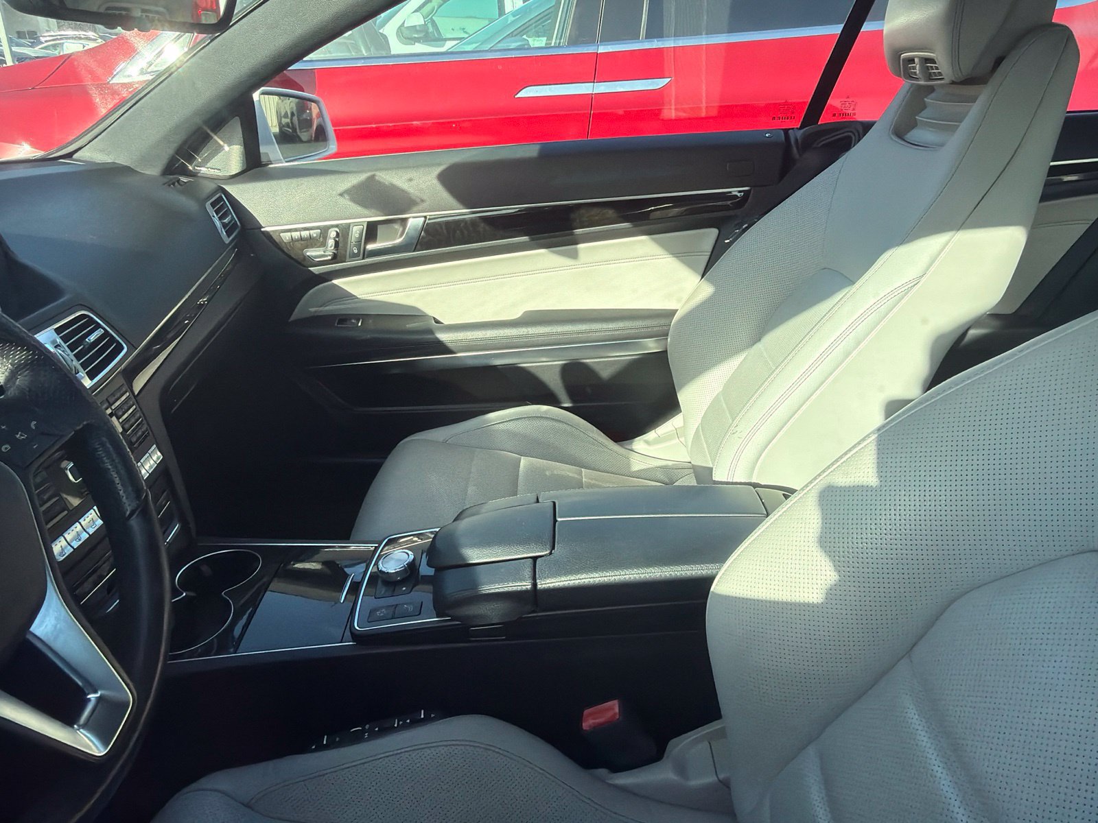 Used 2014 Mercedes-Benz E 350 Cabriolet image 3