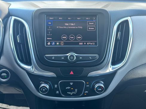Used 2020 Chevrolet Equinox LS w/ LS Convenience Package FWD image 28
