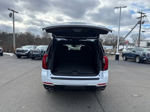 New 2026 GMC Yukon XL Denali w/ Sun & Power Step Package image 10
