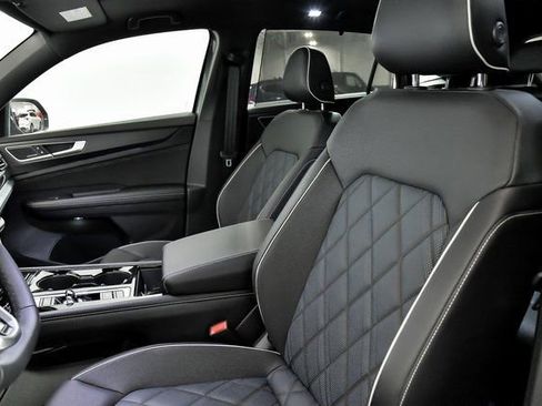 New 2026 Volkswagen Atlas Cross Sport SEL Premium R-Line AWD/4WD image 6