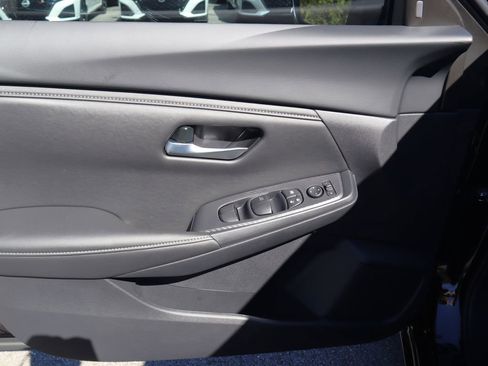 New 2025 Nissan Sentra SV image 14