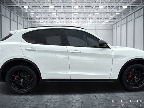 Used 2019 Alfa Romeo Stelvio Sport w/ Quick Order Package 22K Sport RWD image 6