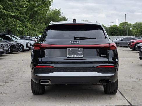 Certified 2025 Audi Q5 Premium Plus w/ Premium Plus AWD/4WD image 9