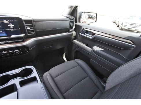 Used 2026 Chevrolet Silverado 1500 RST w/ RST Select Package RWD image 10