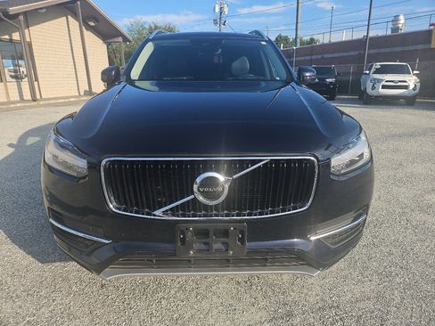 Used 2019 Volvo XC90 T5 Momentum w/ Multimedia Package image 2