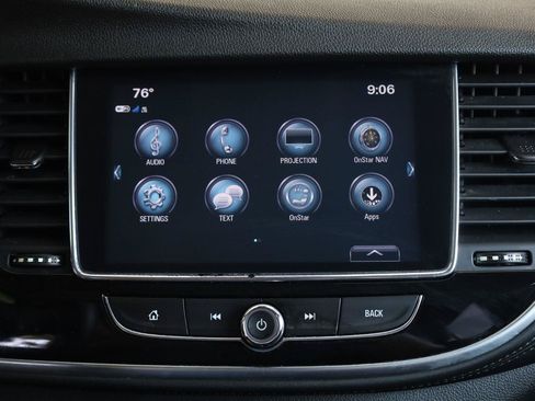 Used 2021 Buick Encore Preferred FWD image 35