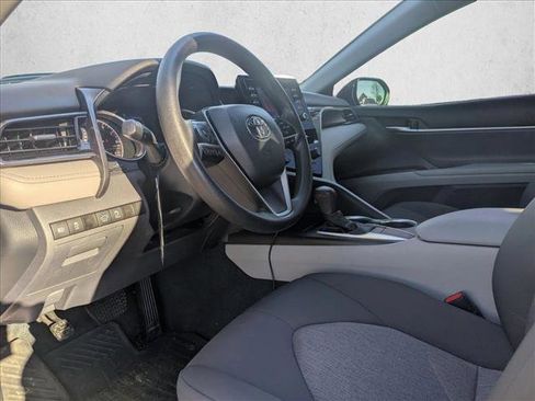 Used 2023 Toyota Camry LE image 9
