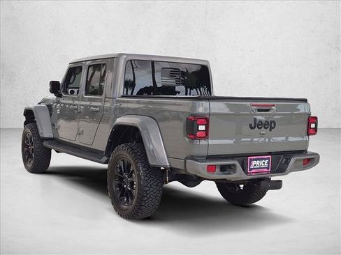 Used 2022 Jeep Gladiator Overland AWD/4WD image 8