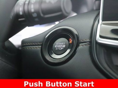 Used 2023 Jeep Compass Limited image 22