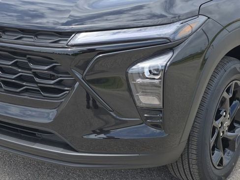 New 2026 Chevrolet Trax LT FWD image 6
