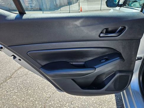Used 2024 Nissan Altima 2.5 SV FWD image 19