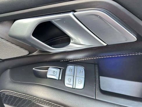 Used 2020 BMW X7 xDrive40i w/ M Sport Package image 27