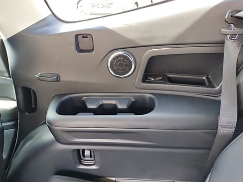 Used 2025 Subaru Ascent Bronze Edition image 51