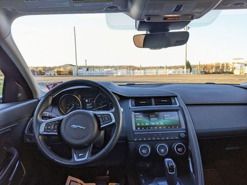 Used 2019 Jaguar E-PACE S image 18