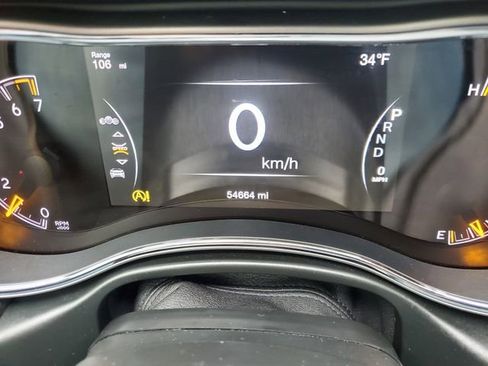 Used 2020 Jeep Grand Cherokee Limited w/ Luxury Group II image 28