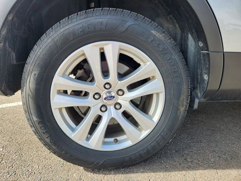 Certified 2018 Ford Explorer XLT image 18