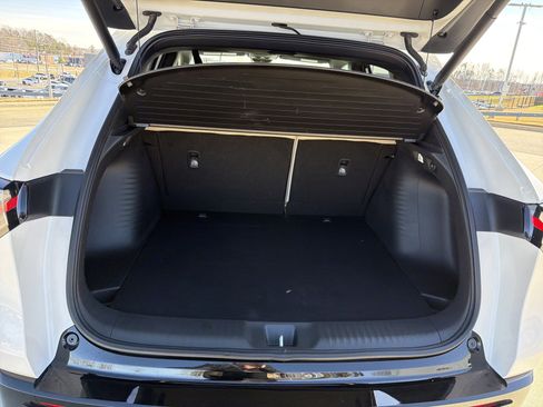 Certified 2025 Acura ADX A-Spec image 32