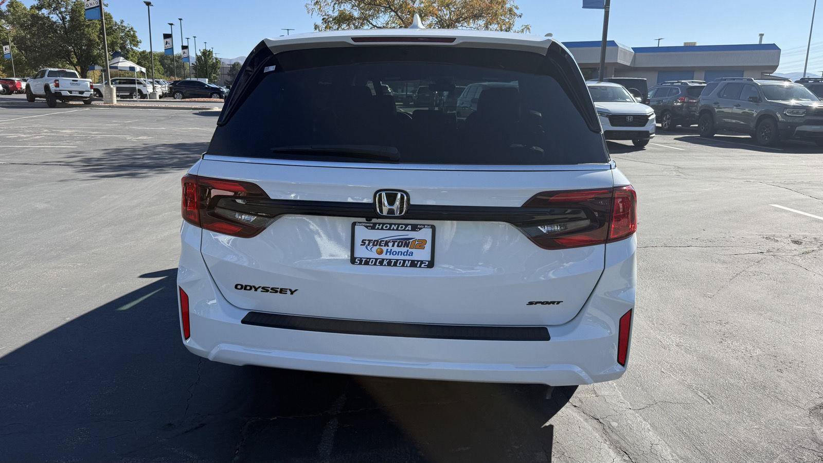 Certified 2026 Honda Odyssey Sport-L image 5
