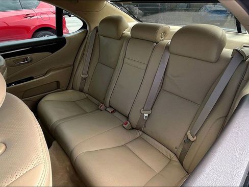 Used 2009 Lexus LS 460 RWD image 37