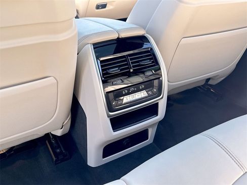 Used 2021 BMW X5 M50i w/ Executive Package image 24