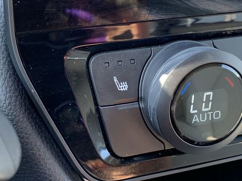 Certified 2024 Toyota Grand Highlander XLE image 28