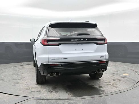 New 2026 GMC Acadia Denali Ultimate AWD/4WD image 9