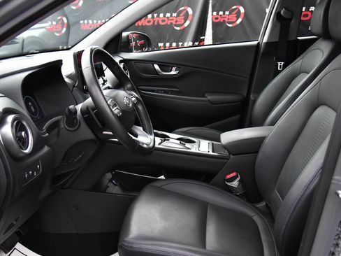 Used 2023 Hyundai Kona Limited image 18