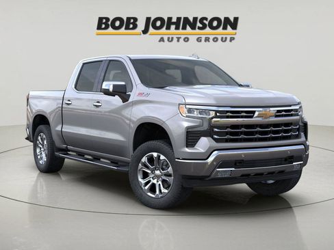 New 2026 Chevrolet Silverado 1500 LTZ w/ LTZ Premium Package AWD/4WD image 15