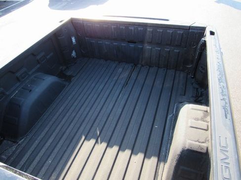 Used 2022 GMC Sierra 1500 SLT w/ SLT Premium Plus Package image 27