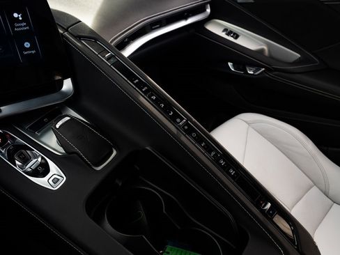 Used 2024 Chevrolet Corvette Stingray Coupe w/ 1LT image 17