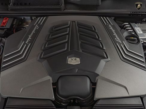 Used 2024 Lamborghini Urus S image 11