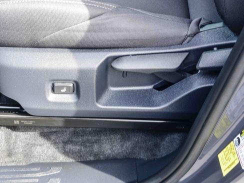 Certified 2026 Toyota Tacoma SR5 image 24