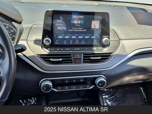 Used 2025 Nissan Altima 2.5 SR FWD image 25
