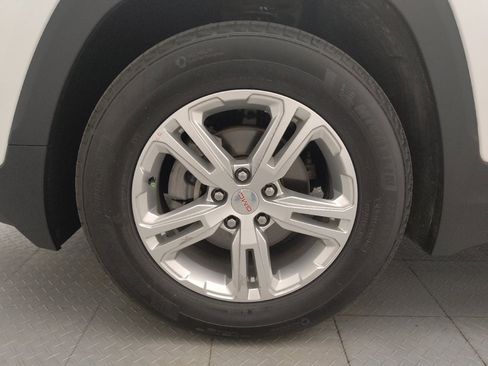 Used 2022 GMC Terrain SLE w/ Driver Convenience Package FWD image 31