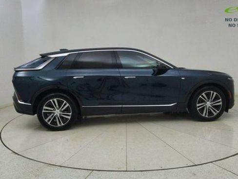 Used 2025 Cadillac Lyriq Luxury w/ LPO, Floor Liner Package RWD image 64