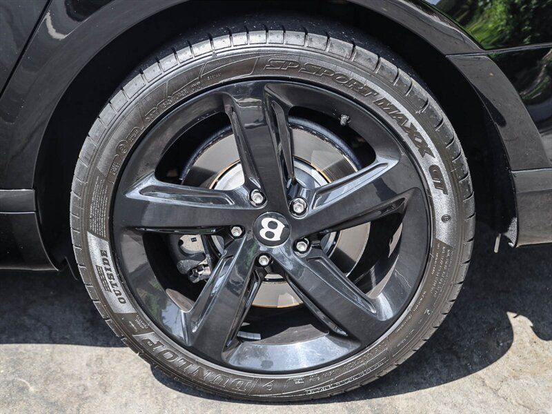 Used 2016 Bentley Mulsanne Speed RWD image 18