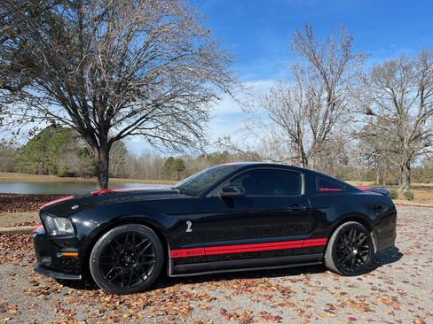 Used 2012 Ford Mustang Shelby GT500 w/ SVT Performance Pkg image 2