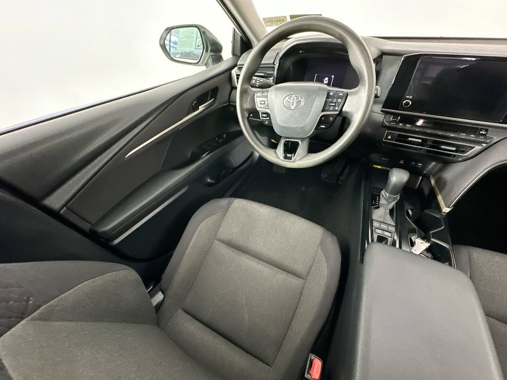 Used 2025 Toyota Camry LE FWD image 9