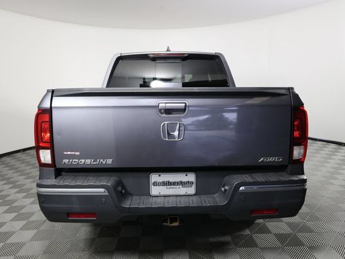 Used 2018 Honda Ridgeline RTL-E image 3