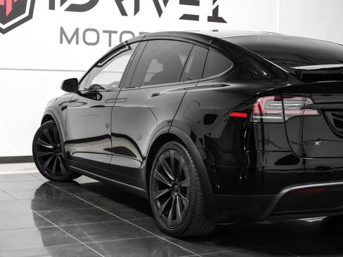 Used 2022 Tesla Model X Plaid image 15